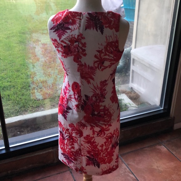 BEAUTIFUL LADIES DRESS BY MARIO SERRANO - Picture 5 of 7